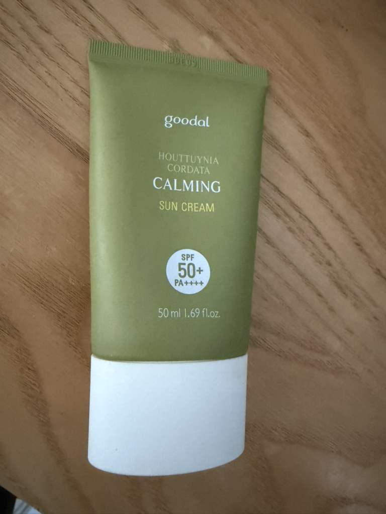 Ảnh đánh giá thực tế của người dùng về Kem chống nắng dưỡng ẩm làm dịu da [SPF50+/PA++++]