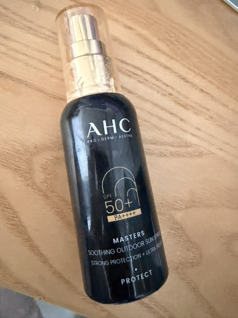 AHC (에이에이치씨) 마스터즈 수딩 아웃도어 선스프레이 [SPF50+/PA++++] review image