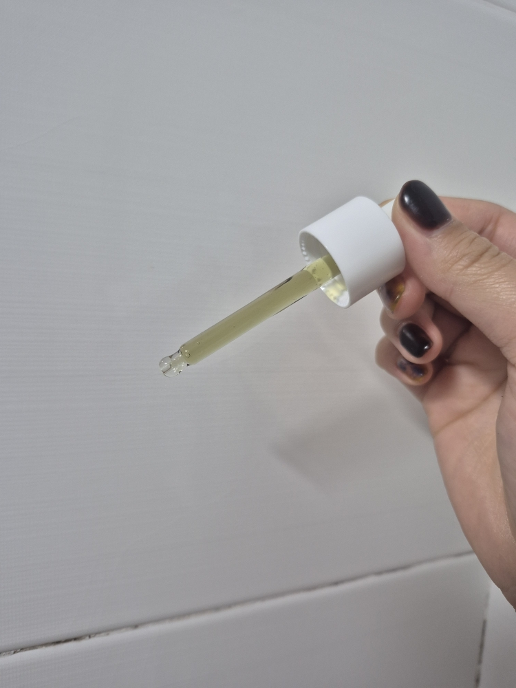 Ảnh đánh giá thực tế của người dùng về Shikamanu 92 Serum