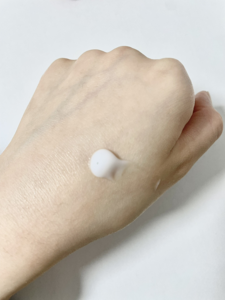 일리윤 (ILLIYOON) 세라마이드 아토 수딩 젤 review image