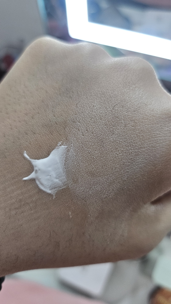 Ảnh đánh giá thực tế của người dùng về Kem làm trắng da và làm sáng da