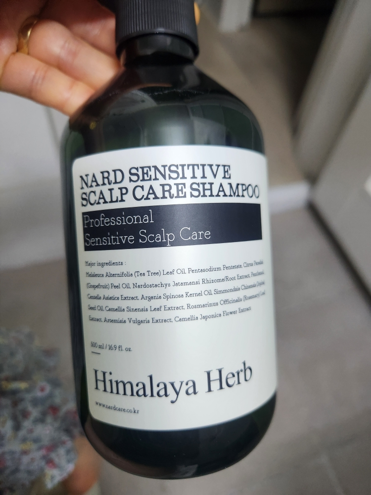 Ảnh đánh giá thực tế của người dùng về Dầu gội chăm sóc da đầu nhạy cảm