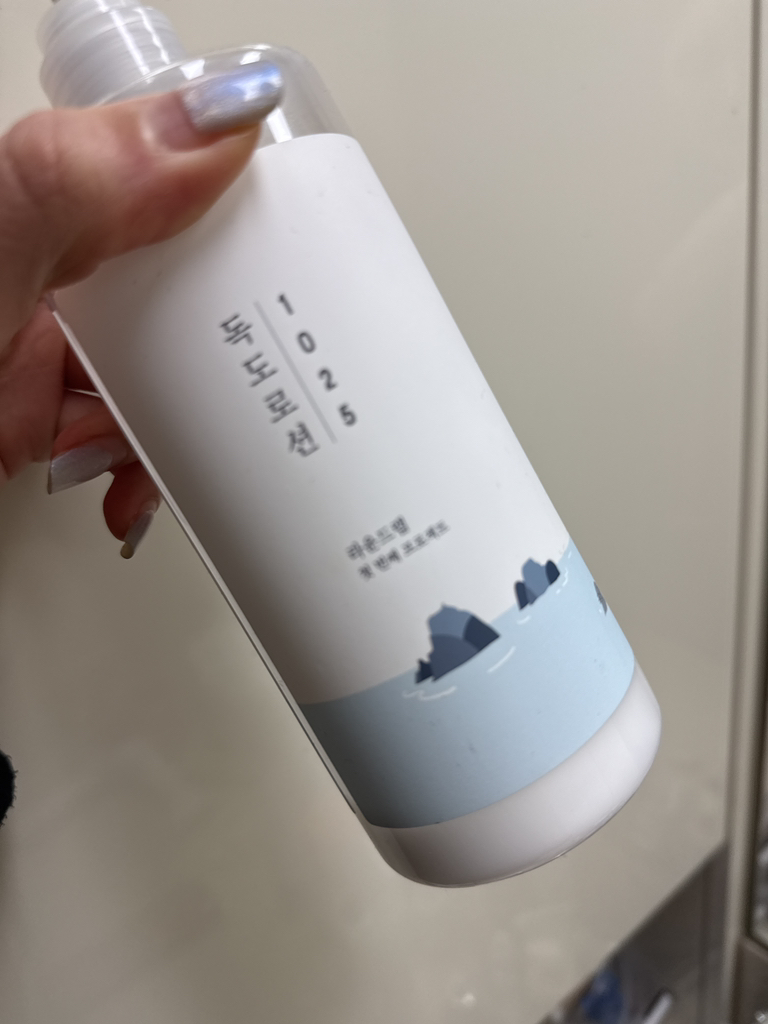 Ảnh đánh giá thực tế của người dùng về 1025 Lotion Dokdo