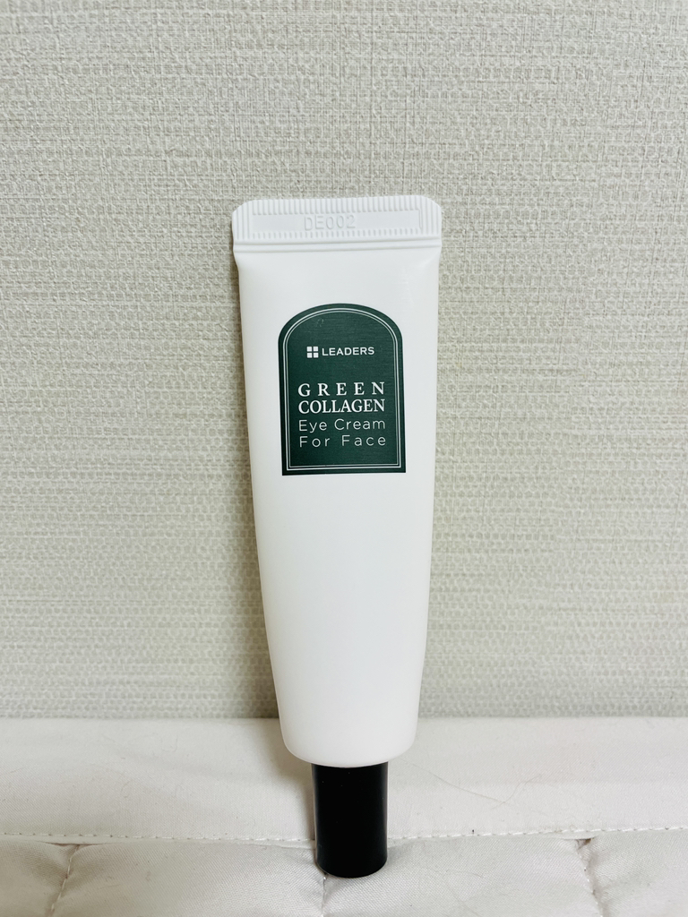 Ảnh đánh giá thực tế của người dùng về Kem dưỡng mắt collagen xanh cho mặt