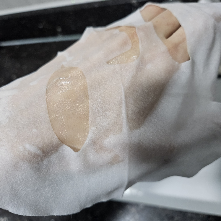 Ảnh đánh giá thực tế của người dùng về Mặt nạ làm trắng da với niacinamide