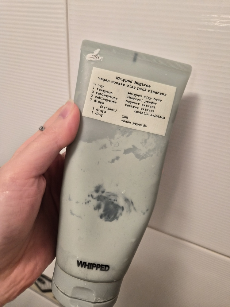 휩드 (WHIPPED) 비건 팩클렌저 튜브 [머그트리] review image