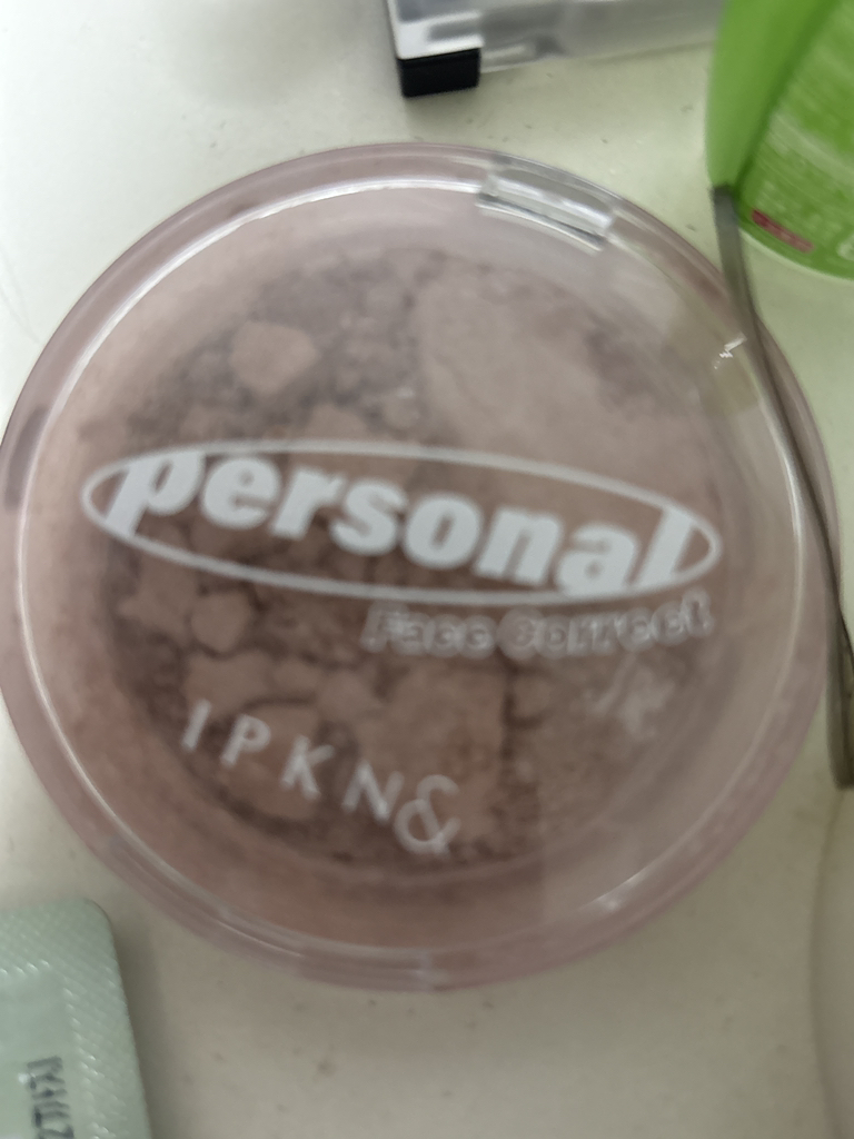 입큰& (IPKN&) 퍼스널 퍼퓸 파우더 블러셔 [뮤티드베이지] review image