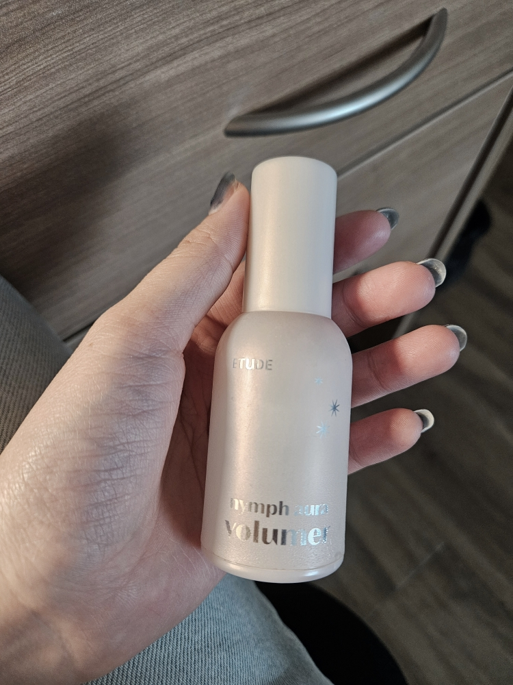에뛰드 (ETUDE) 님프 광채 볼류머 review image
