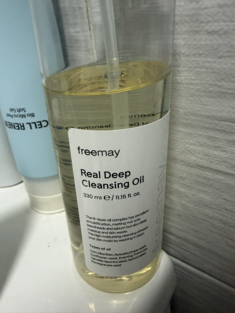 Ảnh đánh giá thực tế của người dùng về Dầu tẩy trang sâu Real Deep Cleansing Oil