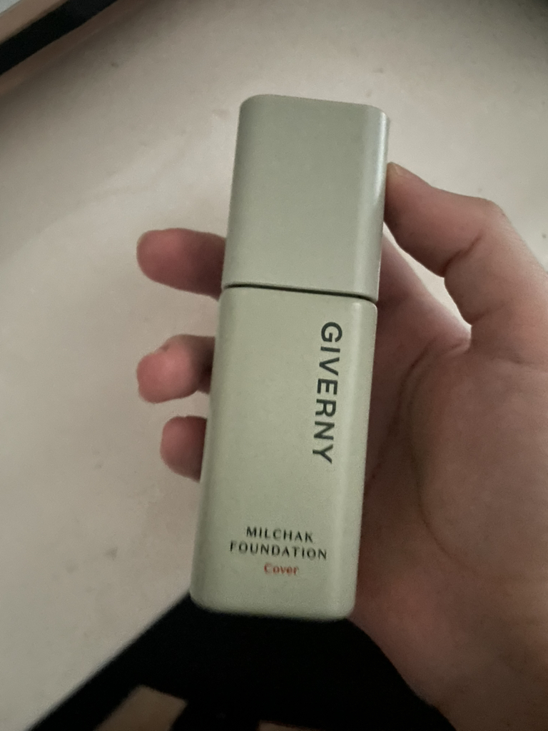 지베르니 (GIVERNY) 밀착 커버 파운데이션 [SPF30/PA++] [17호 포슬린] review image