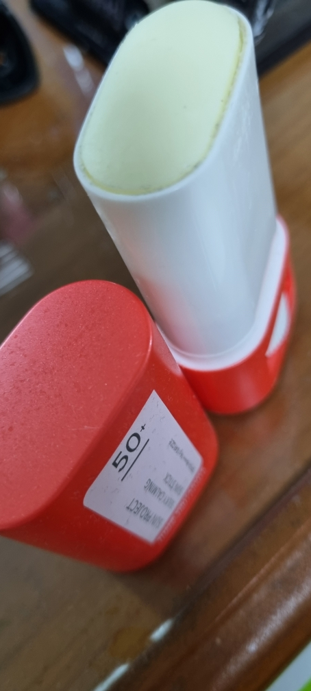 땡큐파머 (THANKYOUFARMER) 선 프로젝트 실키 카밍 선 스틱 [SPF50+/PA++++] review image