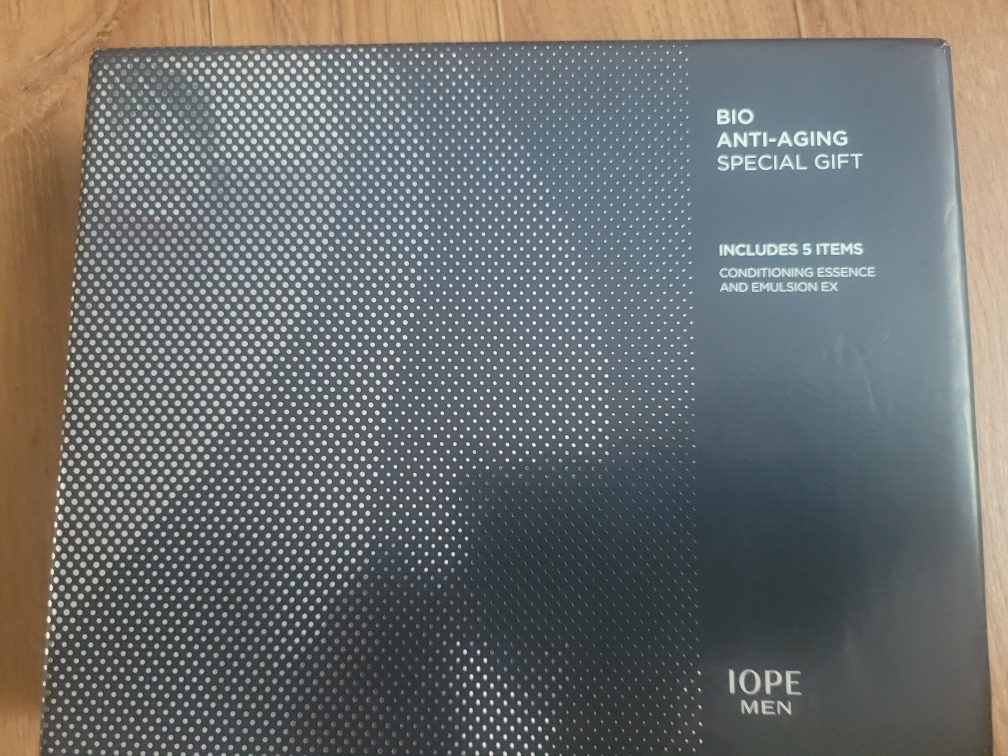 IOPE Mane All Day Perfect All-in-One review image