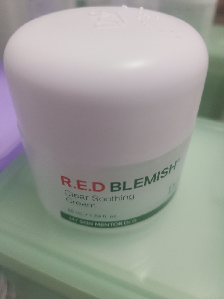 Ảnh đánh giá thực tế của người dùng về Kem làm sạch và làm dịu da Red Blemish Clear Soothing Cream
