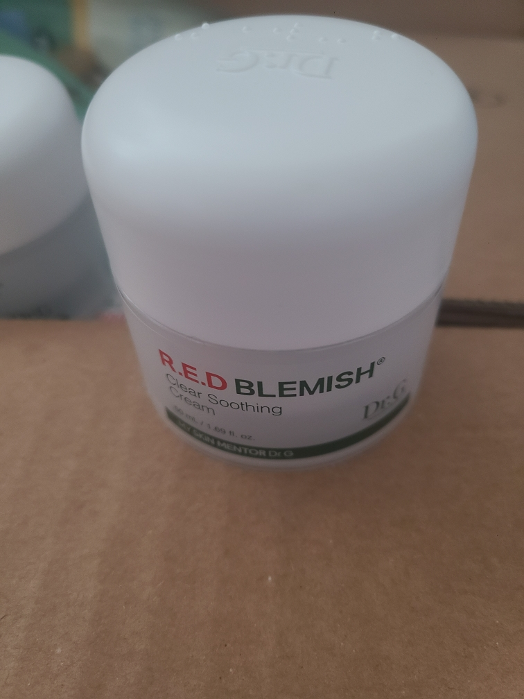Ảnh đánh giá thực tế của người dùng về Kem làm sạch và làm dịu da Red Blemish Clear Soothing Cream