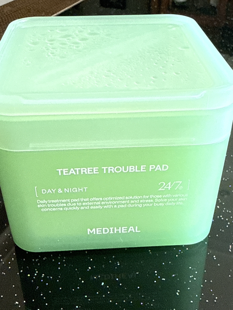 Ảnh đánh giá thực tế của người dùng về Miếng dán trị mụn trứng cá