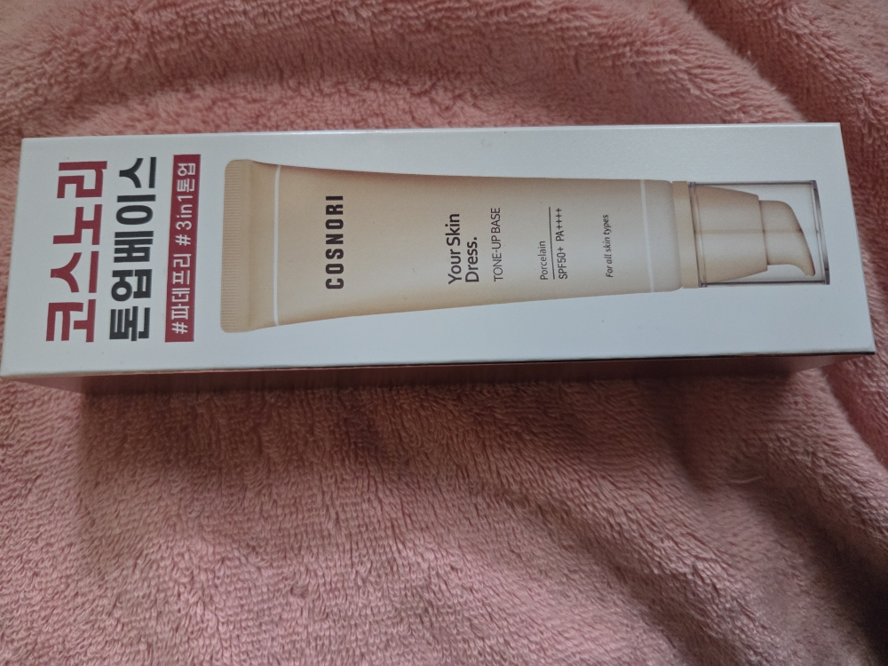 코스노리 (COSNORI) 유어 스킨 드레스 톤업 베이스 [SPF50+/PA++++] review image