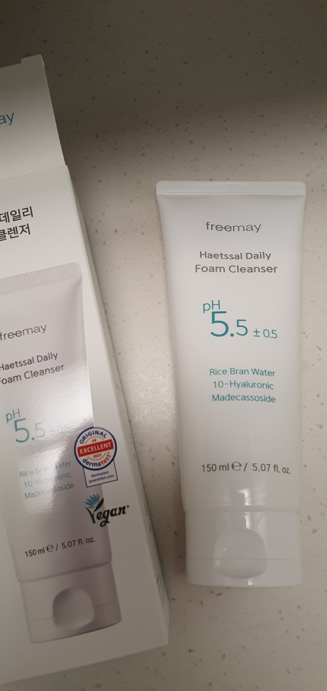 Ảnh đánh giá thực tế của người dùng về Sữa rửa mặt hàng ngày Hatsal