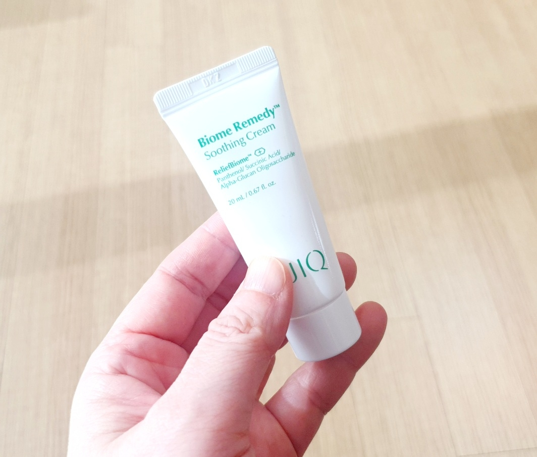 유이크 (UIQ) 바이옴 레미디 수딩 크림 review image