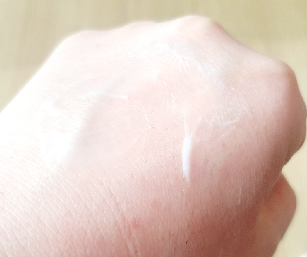 유이크 (UIQ) 바이옴 레미디 수딩 크림 review image