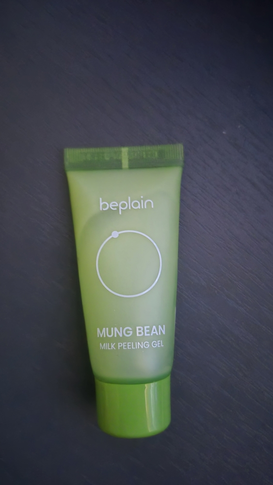 beplain Gel tẩy tế bào chết sữa đậu xanh review image