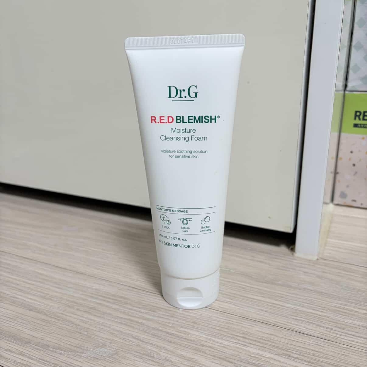 닥터지 (Dr.G) 레드 블레미쉬 모이스처 클렌징 폼 review image