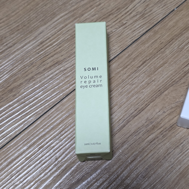 소미 (SOMI) 볼륨 리페어 아이크림 review image