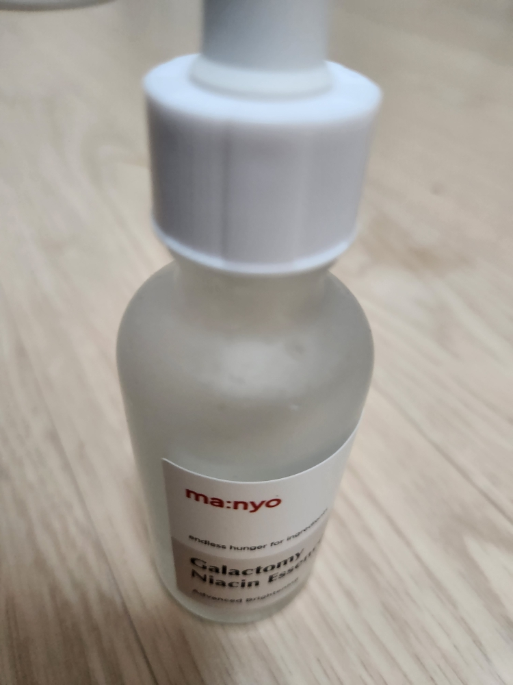 마녀공장 (manyo) 갈락 나이아신 3.0 에센스 review image