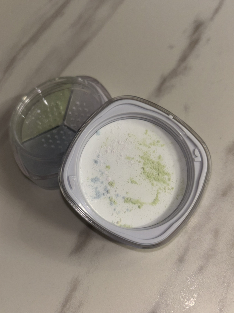 웨이크메이크 (wakemake) 스테이 픽서 멀티 컬러 파우더 [01 페일클리어] review image