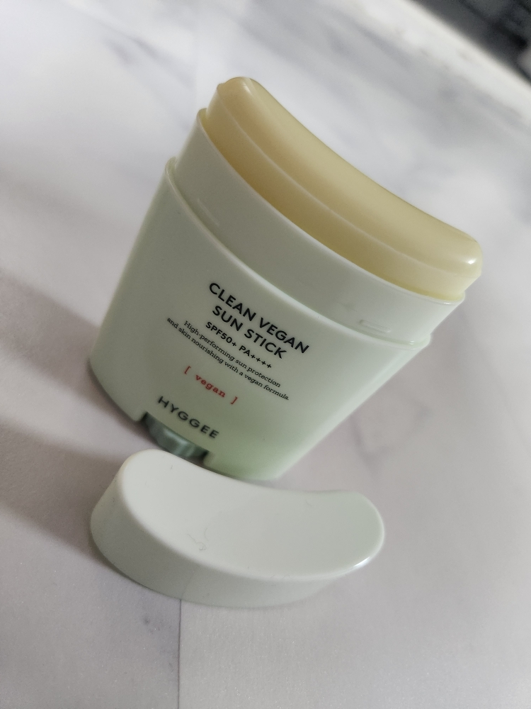 HYGGEE Kem chống nắng sạch thuần chay [SPF50+/PA++++] review image