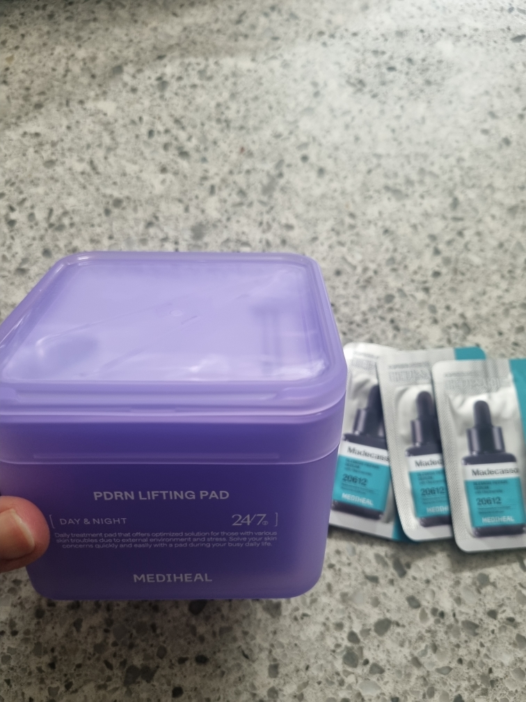 毛孔紧致垫的真实用户使用照片