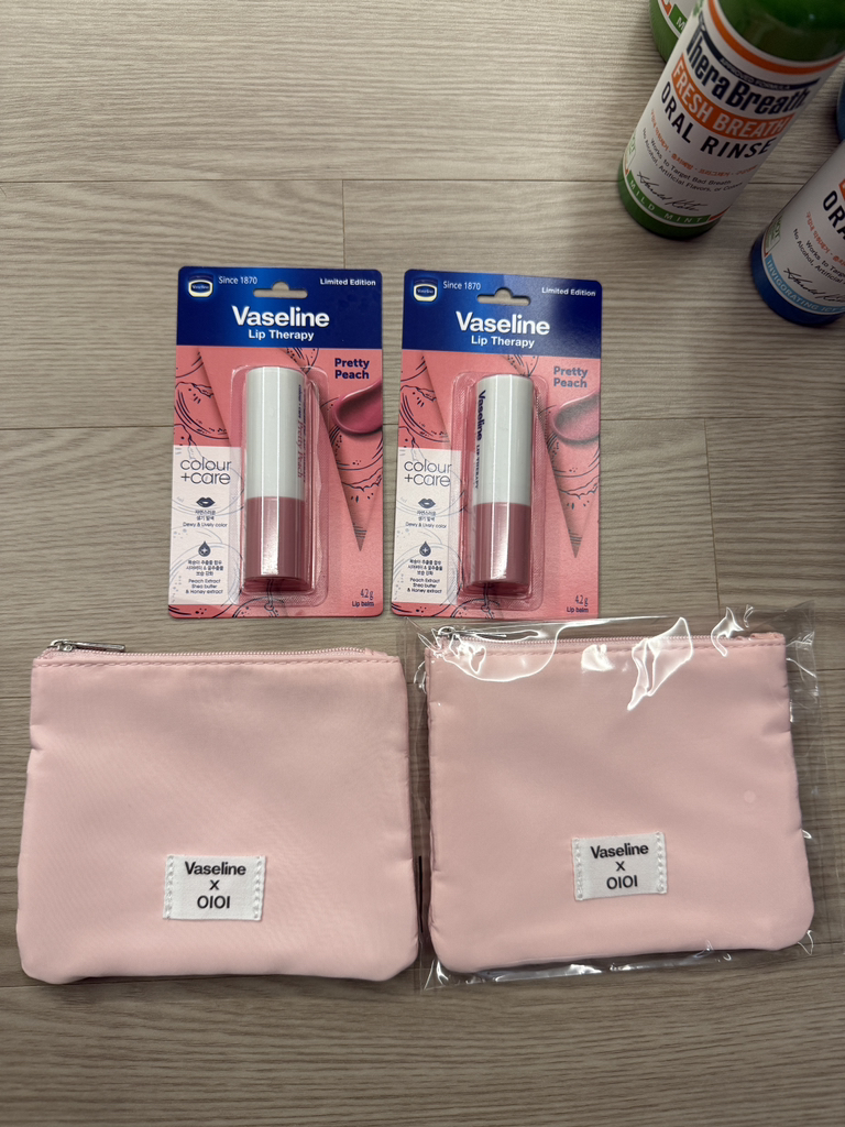 바세린 (Vaseline) 립 테라피 컬러 앤 케어 립밤 [프리티 피치] review image