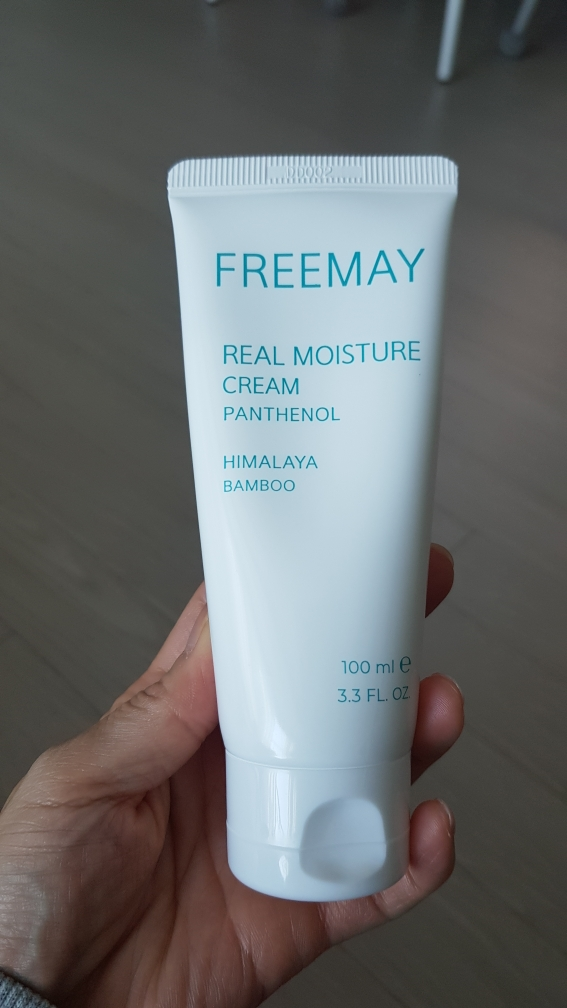 Ảnh đánh giá thực tế của người dùng về Kem dưỡng ẩm thực sự