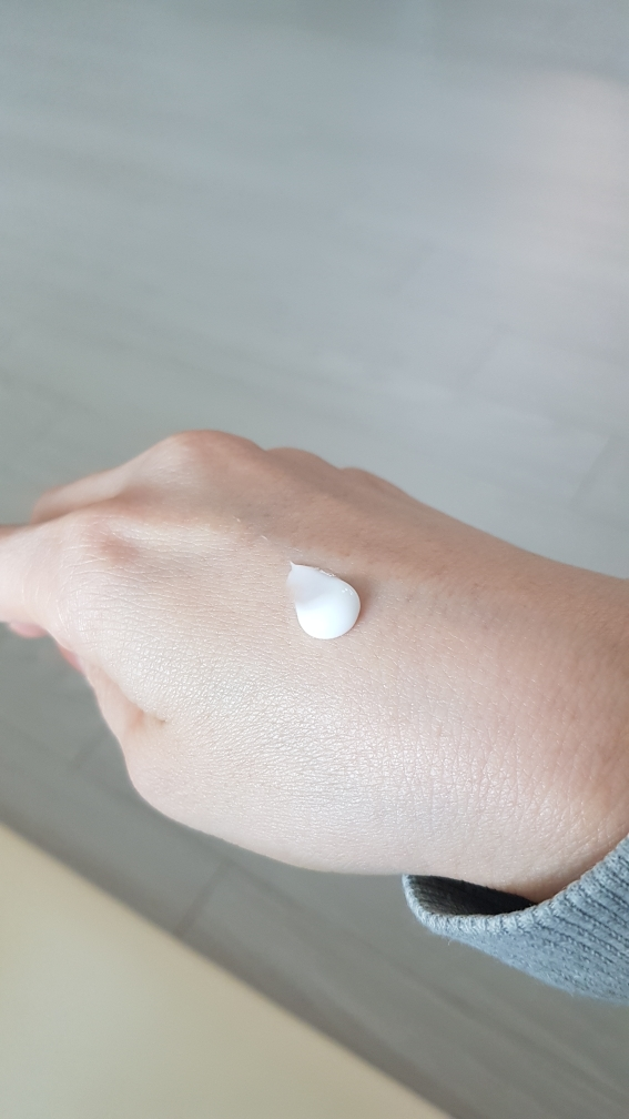 Ảnh đánh giá thực tế của người dùng về Kem dưỡng ẩm thực sự