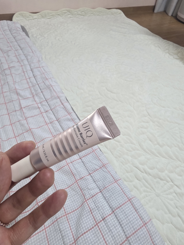 유이크 (UIQ) 바이옴 베리어 판텐시브 크림 review image