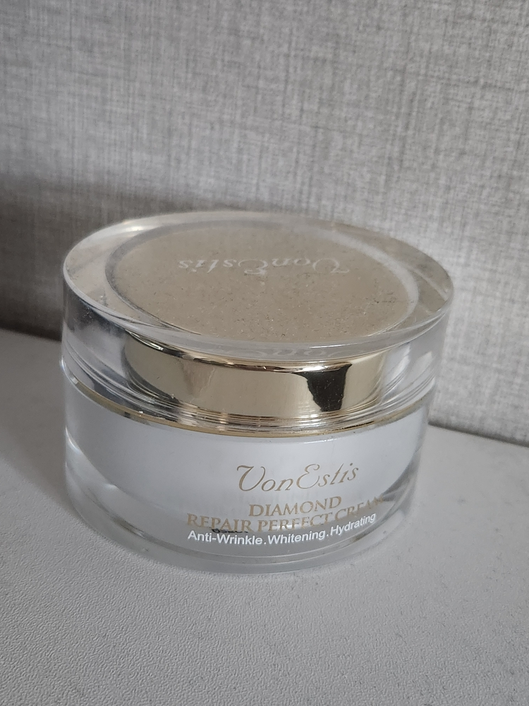 VONESTIS Diamond Repair Perfect Cream reviews | Hwahae