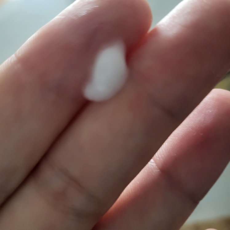 소미 (SOMI) 볼륨 리페어 아이크림 review image