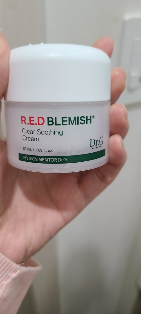 Ảnh đánh giá thực tế của người dùng về Kem làm sạch và làm dịu da Red Blemish Clear Soothing Cream