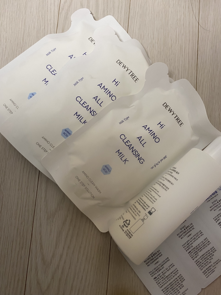 Ảnh đánh giá thực tế của người dùng về Hi Amino All Cleansing Milk