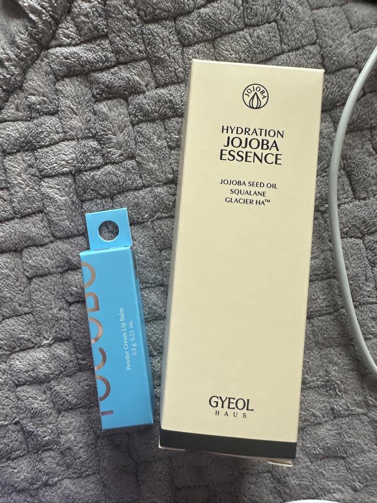 결하우스 (GYEOLHAUS) 하이드레이션 호호바 에센스 review image