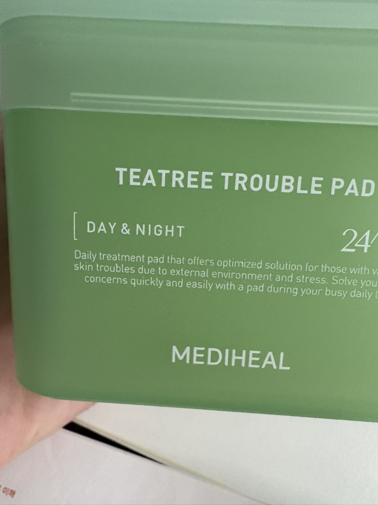 Ảnh đánh giá thực tế của người dùng về Miếng dán trị mụn trứng cá