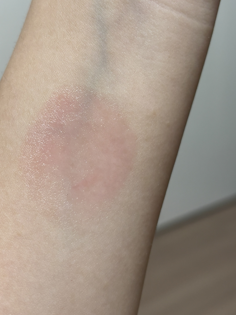 디올 (Dior) 어딕트 립 글로우 [001 핑크] review image