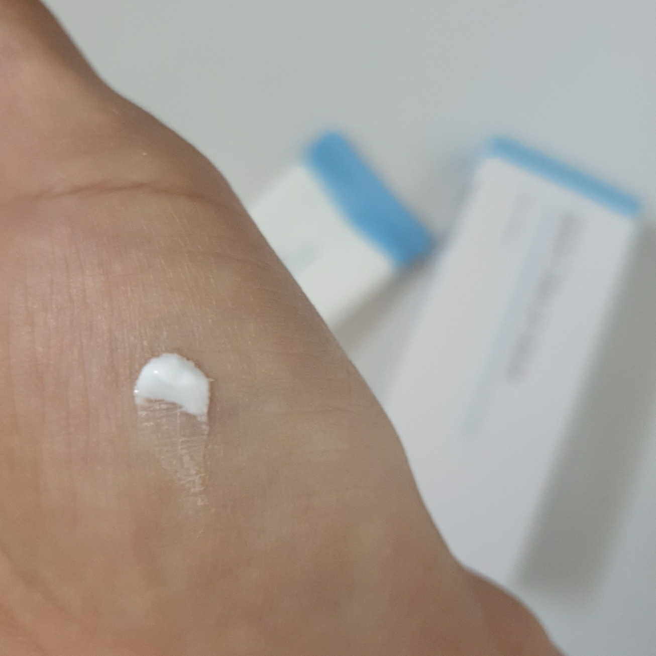 퓨리피아 (PURIPIA) 스노이 톤 업 크림 review image