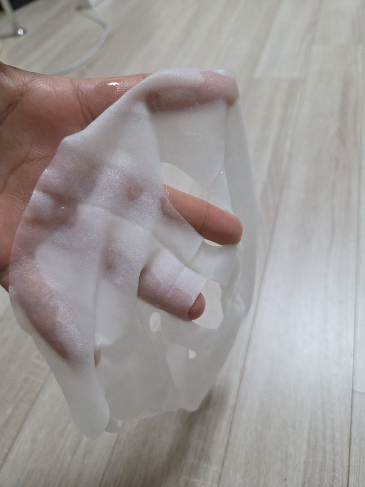 Ảnh đánh giá thực tế của người dùng về Mặt nạ làm trắng da với niacinamide