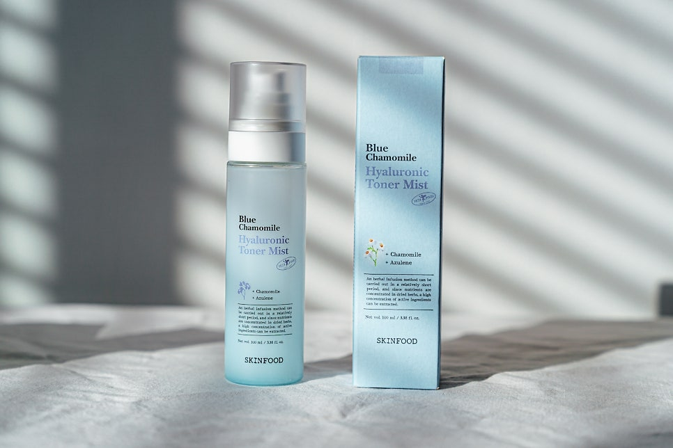 스킨푸드 (SKINFOOD) 블루 캐모마일 히알루로닉 토너 미스트 review image