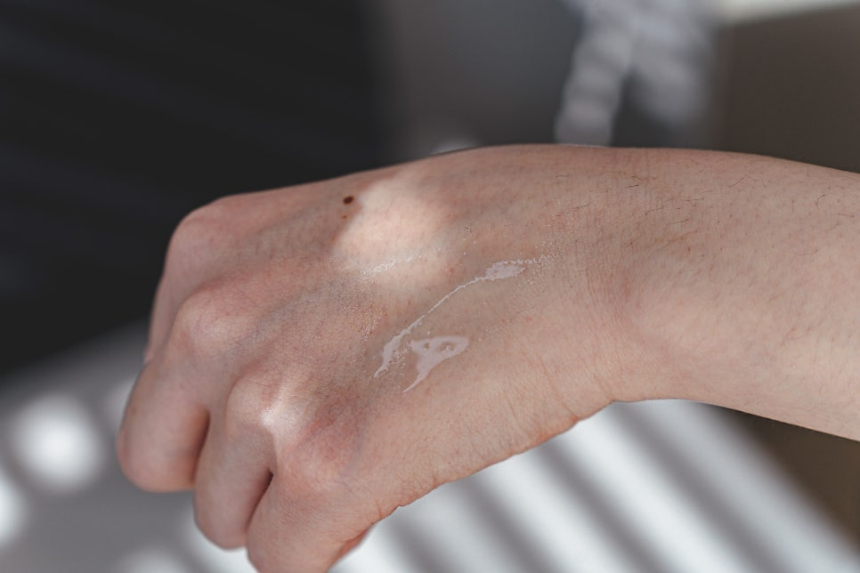 스킨푸드 (SKINFOOD) 블루 캐모마일 히알루로닉 토너 미스트 review image