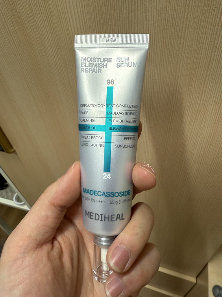 Ảnh đánh giá thực tế của người dùng về Madecassoside Moisture Serum Trace Repair [SPF50+/PA++++]