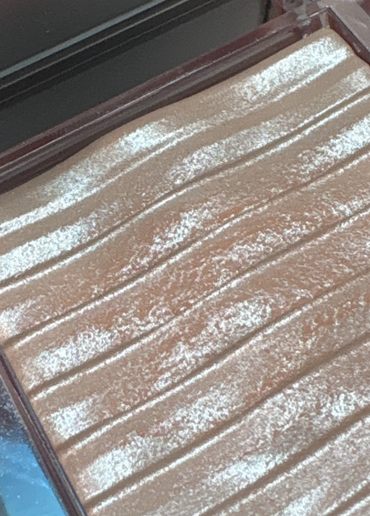 CLIO Prism Highlighter [01 Gold Sheer] review image