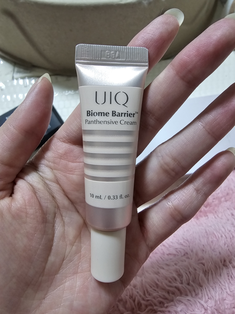 유이크 (UIQ) 바이옴 베리어 판텐시브 크림 review image