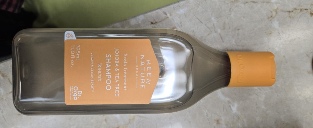 Bác sĩ Olga Hojoba Tea Tree Shampoo review image