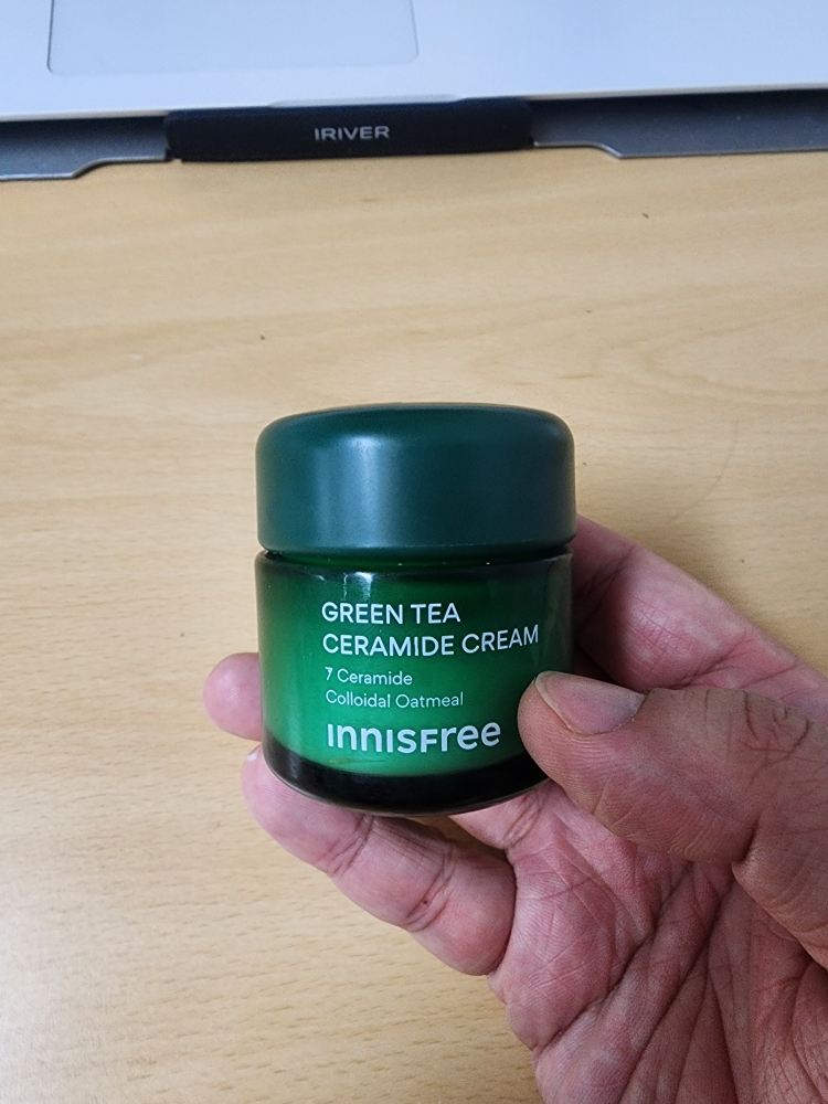 이니스프리 (INNISFREE) 그린티 버터 보습 크림 review image